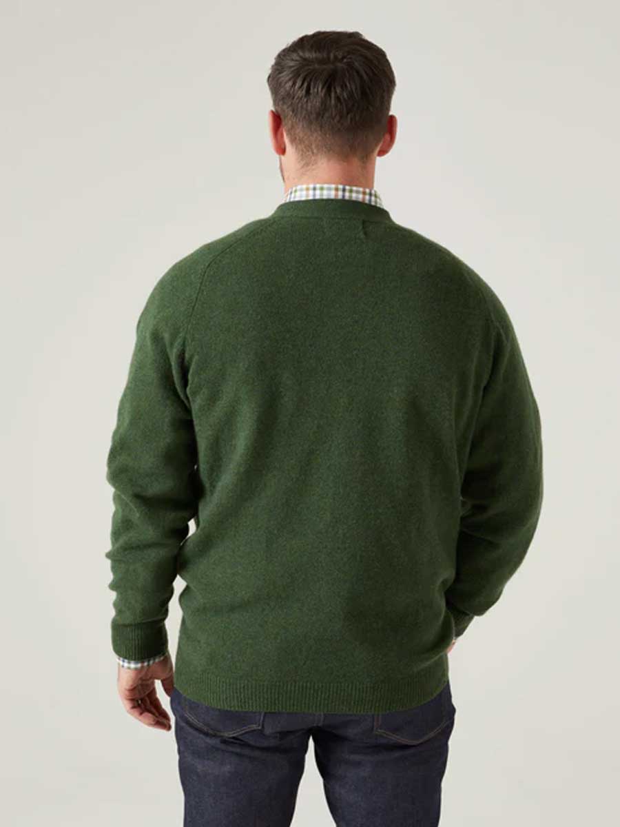 ALAN PAINE Cornwall Lambswool V-Neck Classic Fit Cardigan - Mens - Rosemary - Image 5