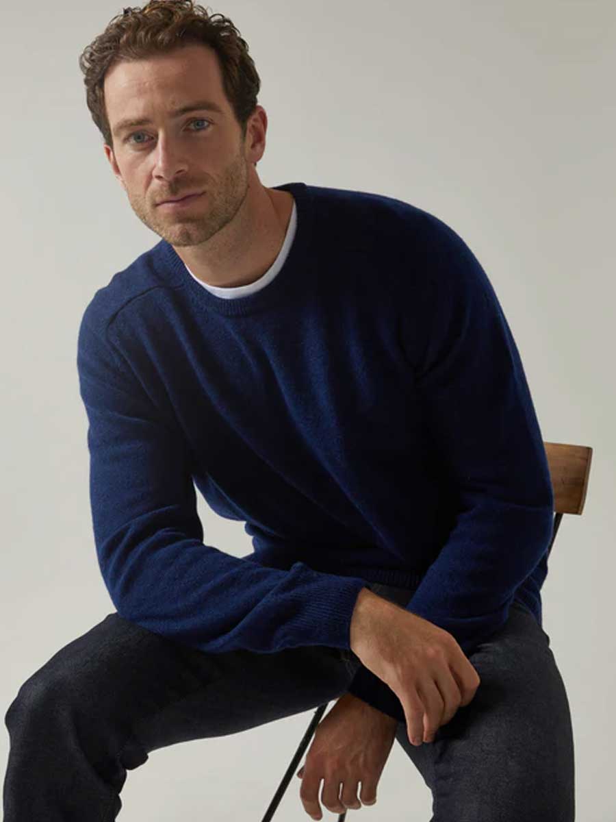 ALAN PAINE Dorset Crew Neck Lambswool Classic Fit Jumper - Mens - Indigo - Image 5
