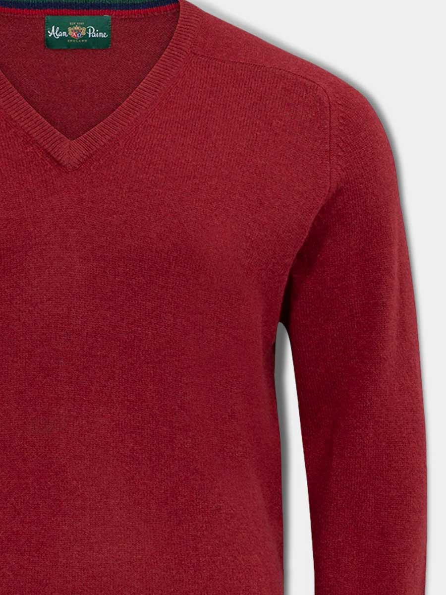 ALAN PAINE Streetly Men's V Neck Lambswool Jumper - Magma - Image 2
