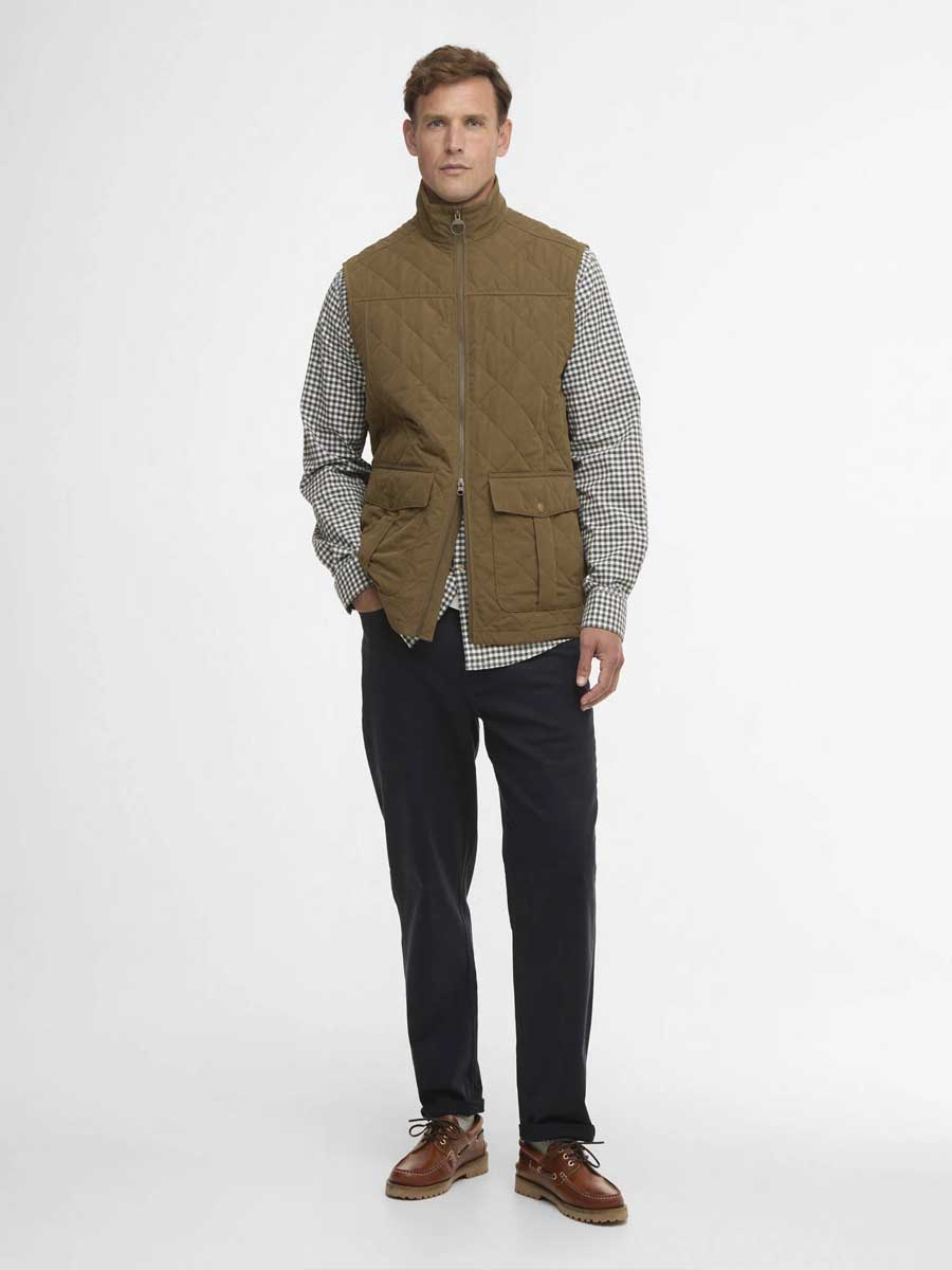 BARBOUR Men's Sander Quilted Gilet - Beech - Image 7
