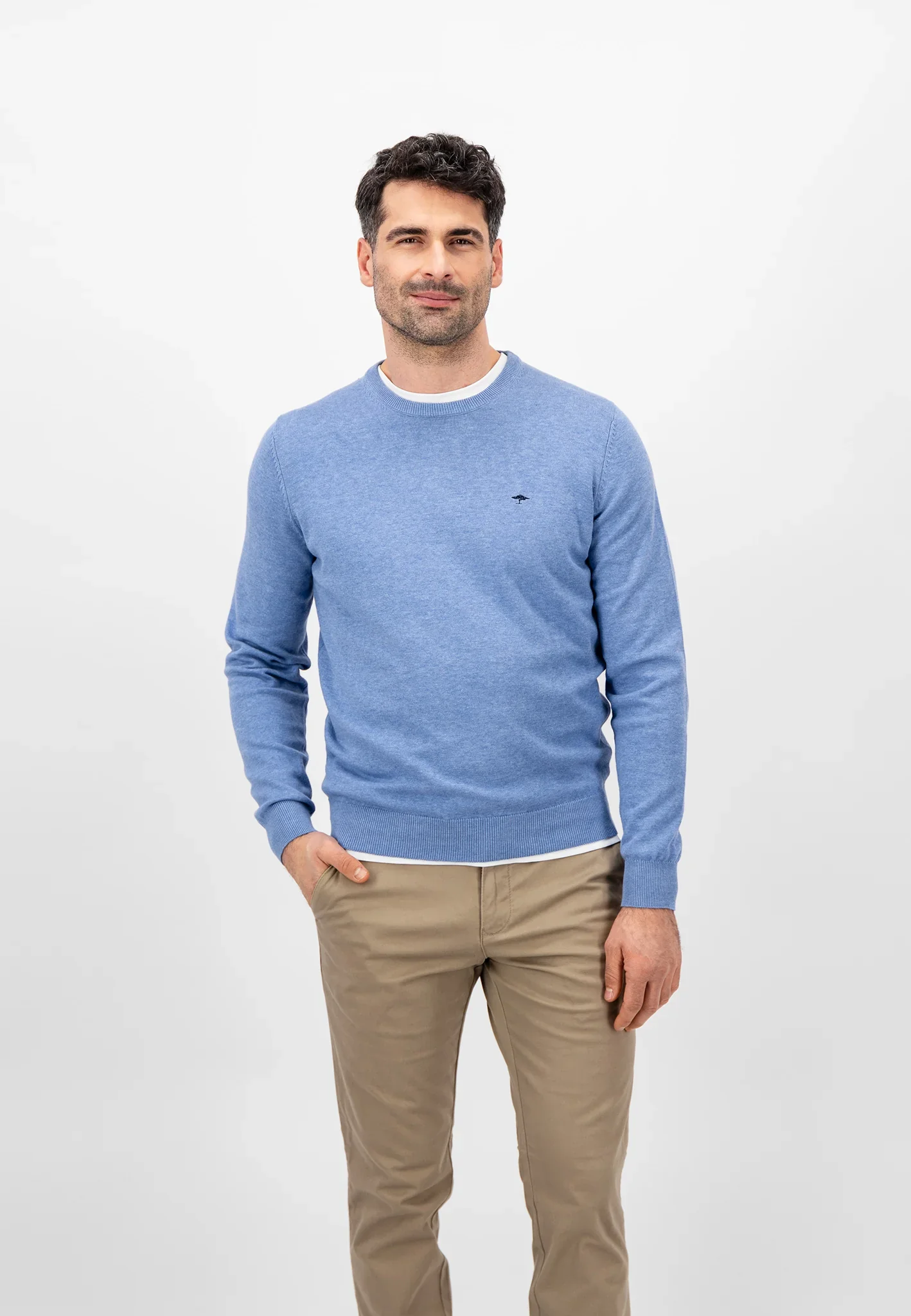 FYNCH HATTON Crew Neck Sweater - Men's Fine Knit – Crystal Blue - Image 3