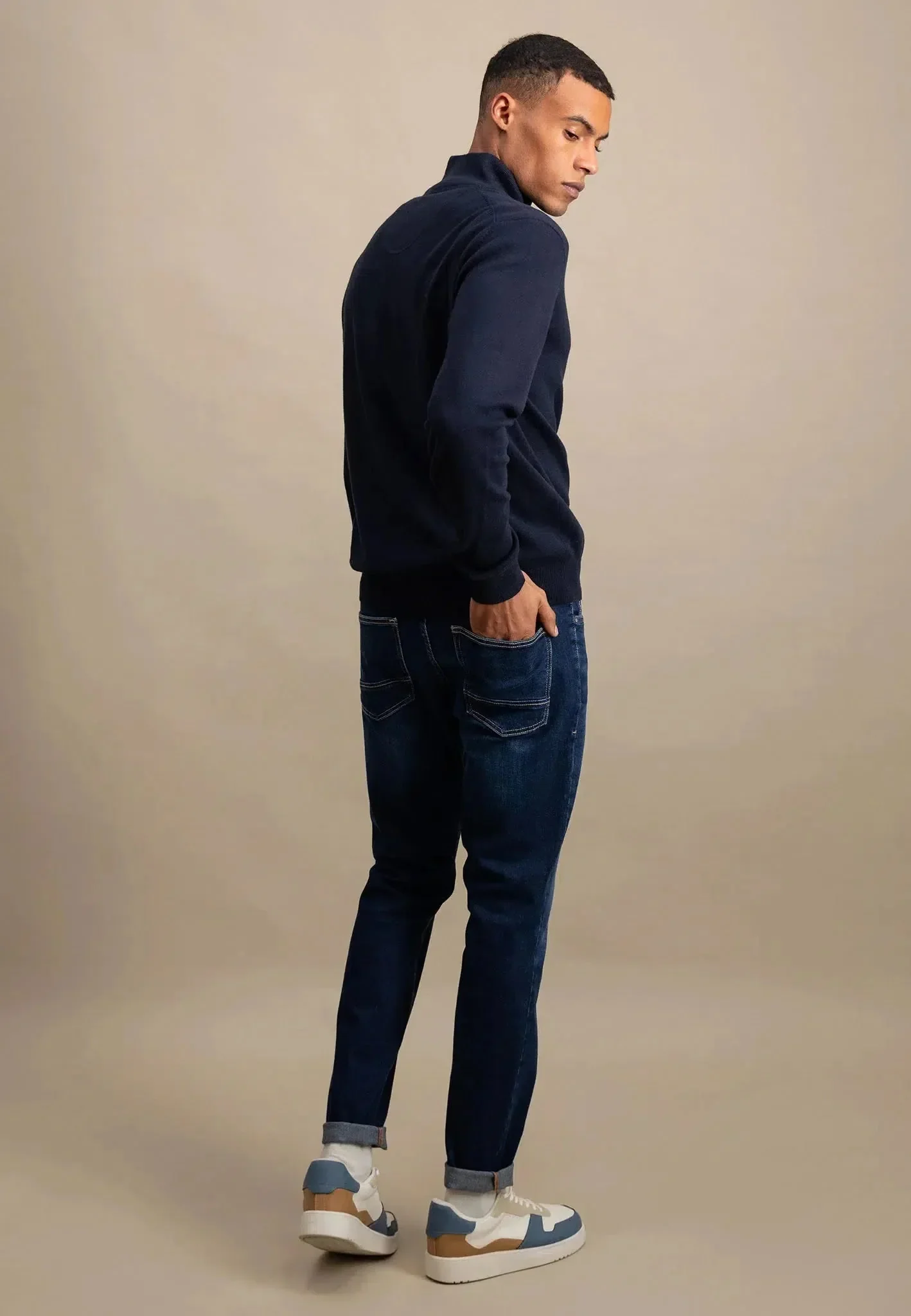 FYNCH-HATTON Soft Cotton 1/4 Zip Knit – Men’s – Navy - Image 5