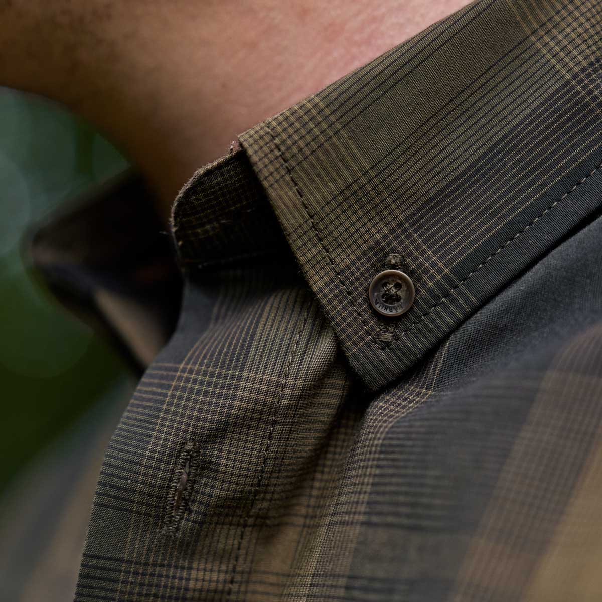 HARKILA Akkan Shirt - Mens - Willow Green / Shadow Brown - Image 8