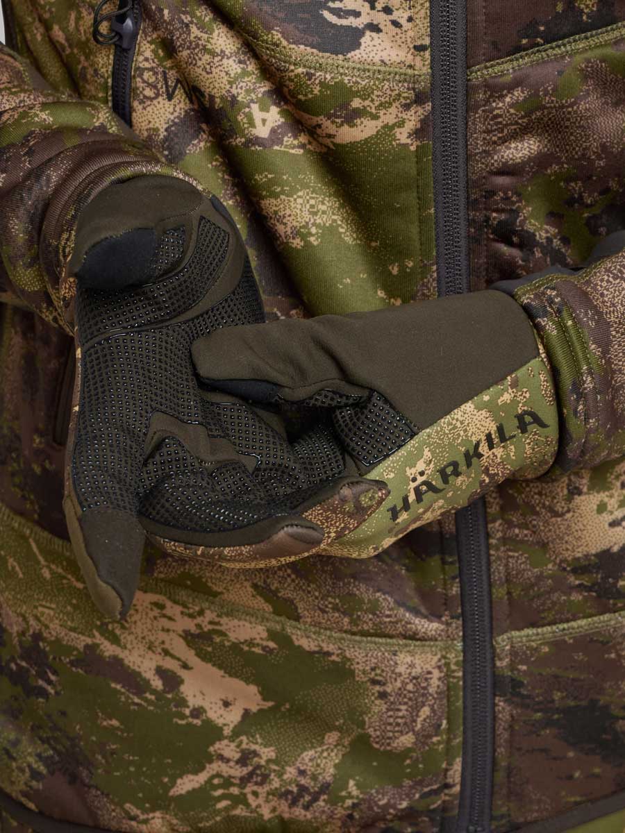 HARKILA Deer Stalker Camo Fleece Gloves - AXIS MSP Forest - Image 4