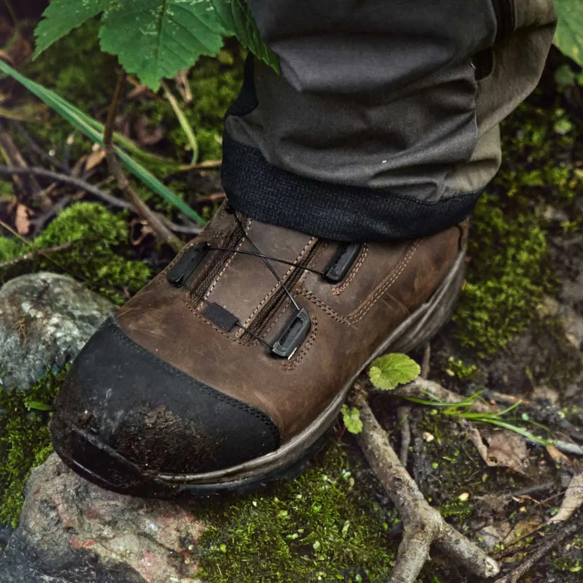 HARKILA Reidmar Mid 2.0 GTX Boots - U-turn Wire Lacing System - Mens - Dark Brown - Image 4