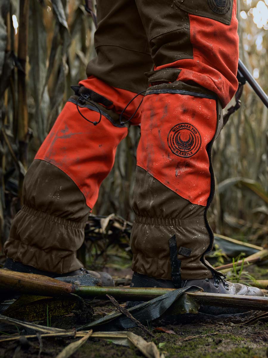 HARKILA Wildboar Pro Gaiters - Orange Blaze & Willow Green - Image 2