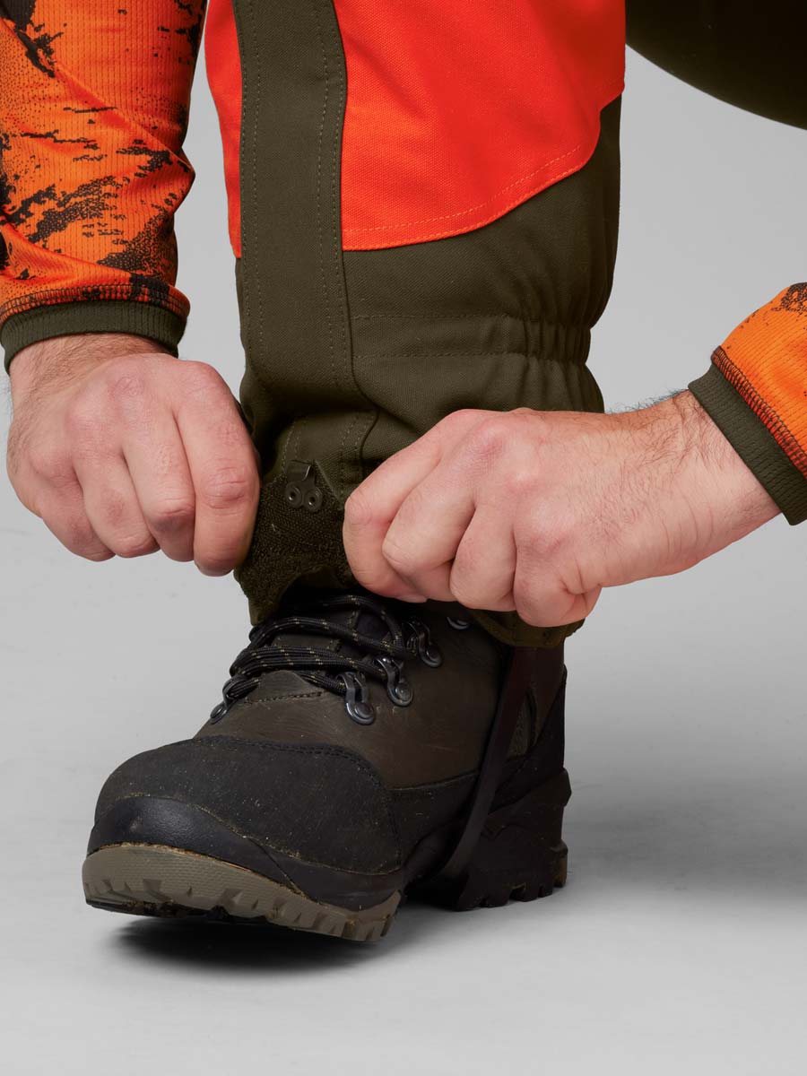 HARKILA Wildboar Pro Gaiters - Orange Blaze & Willow Green - Image 5