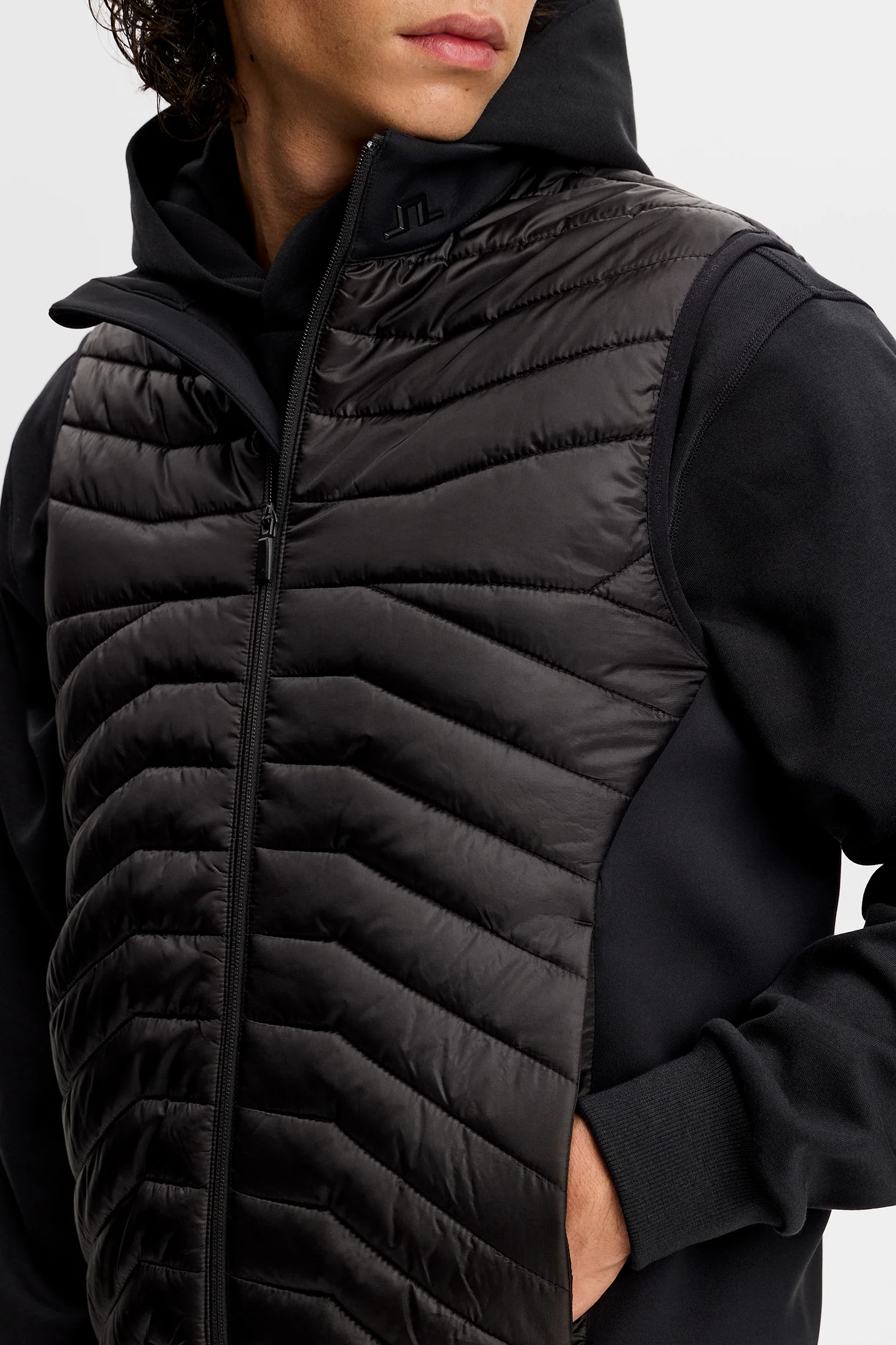 J.LINDEBERG Heyden Quilt Hybrid Gilet – Men’s – Black - Image 3