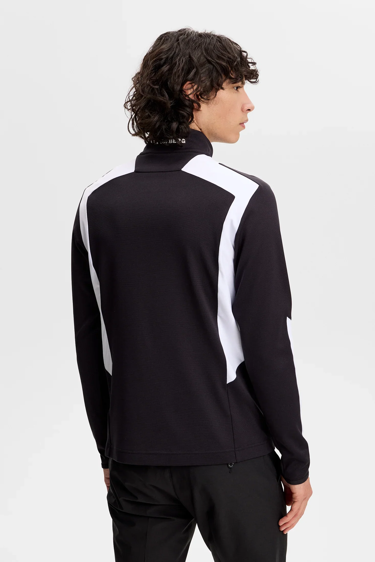 J.LINDEBERG Lukas Quarter Zip Mid Layer – Men’s – Black - Image 2