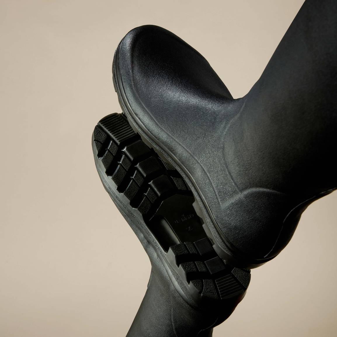 LE CHAMEAU Vierzonord Boots - Ladies Neoprene Lined - Black - Image 7