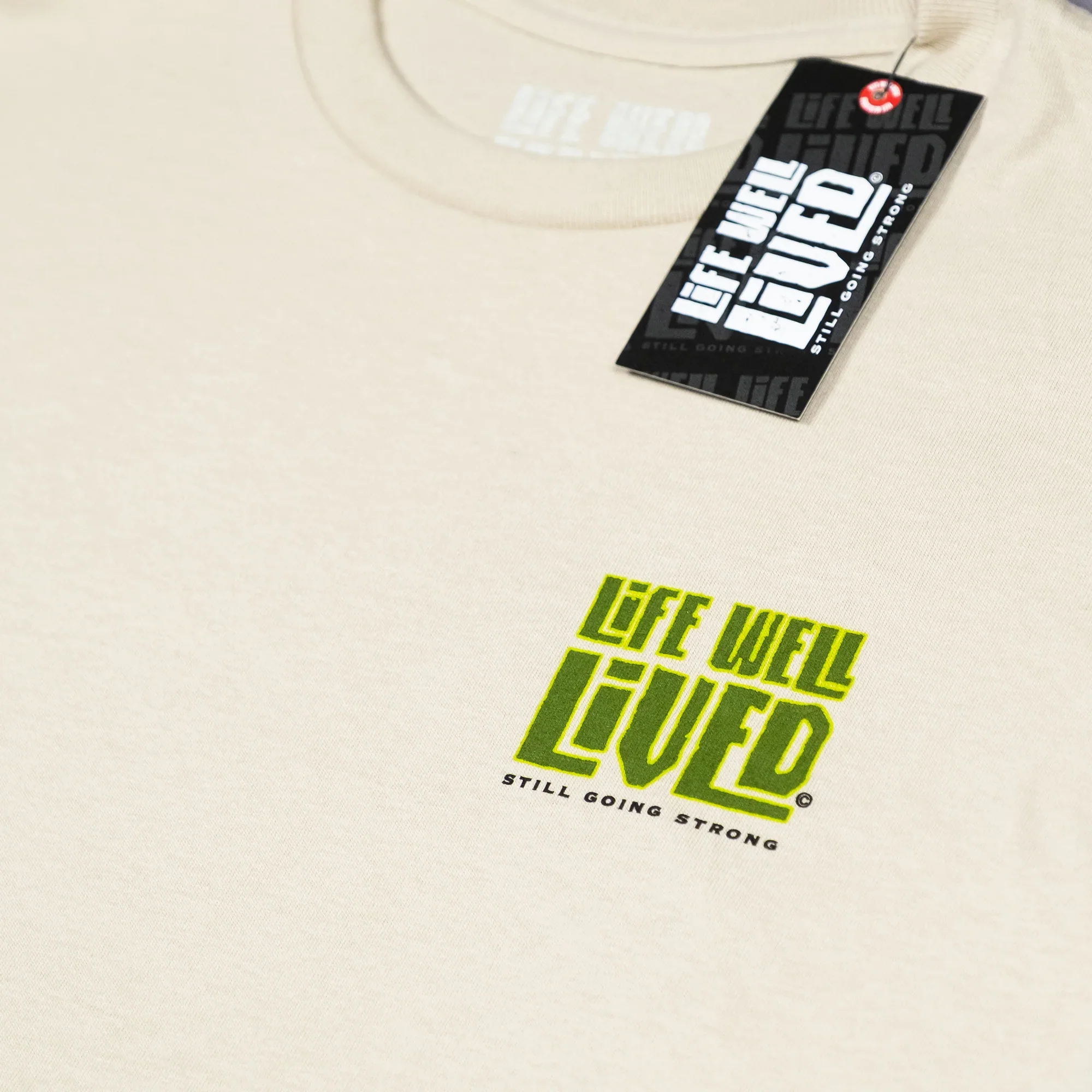 LIFE WELL LIVED Men's Soft Cotton T-Shirt - Bright Cider Life - Image 4