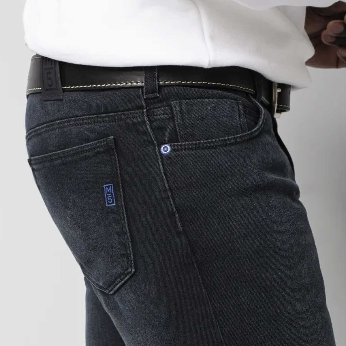 MEYER Casual Jeans Belt - Handmade Leather - Black - Image 2