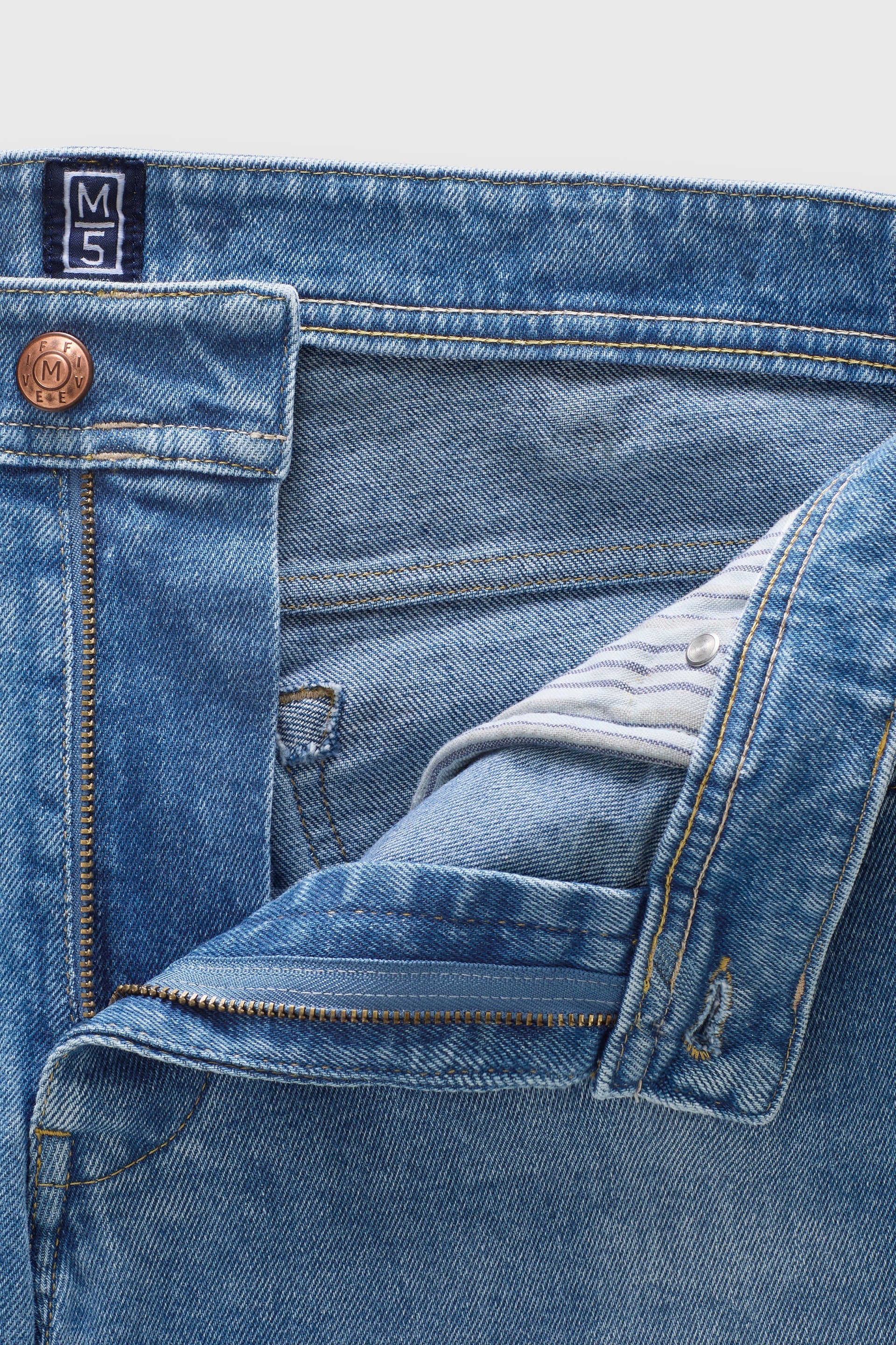 MEYER M5 Jeans – 6268 Modern Fit – Super Stretch Hand-Finished Denim – Light Blue - Image 6