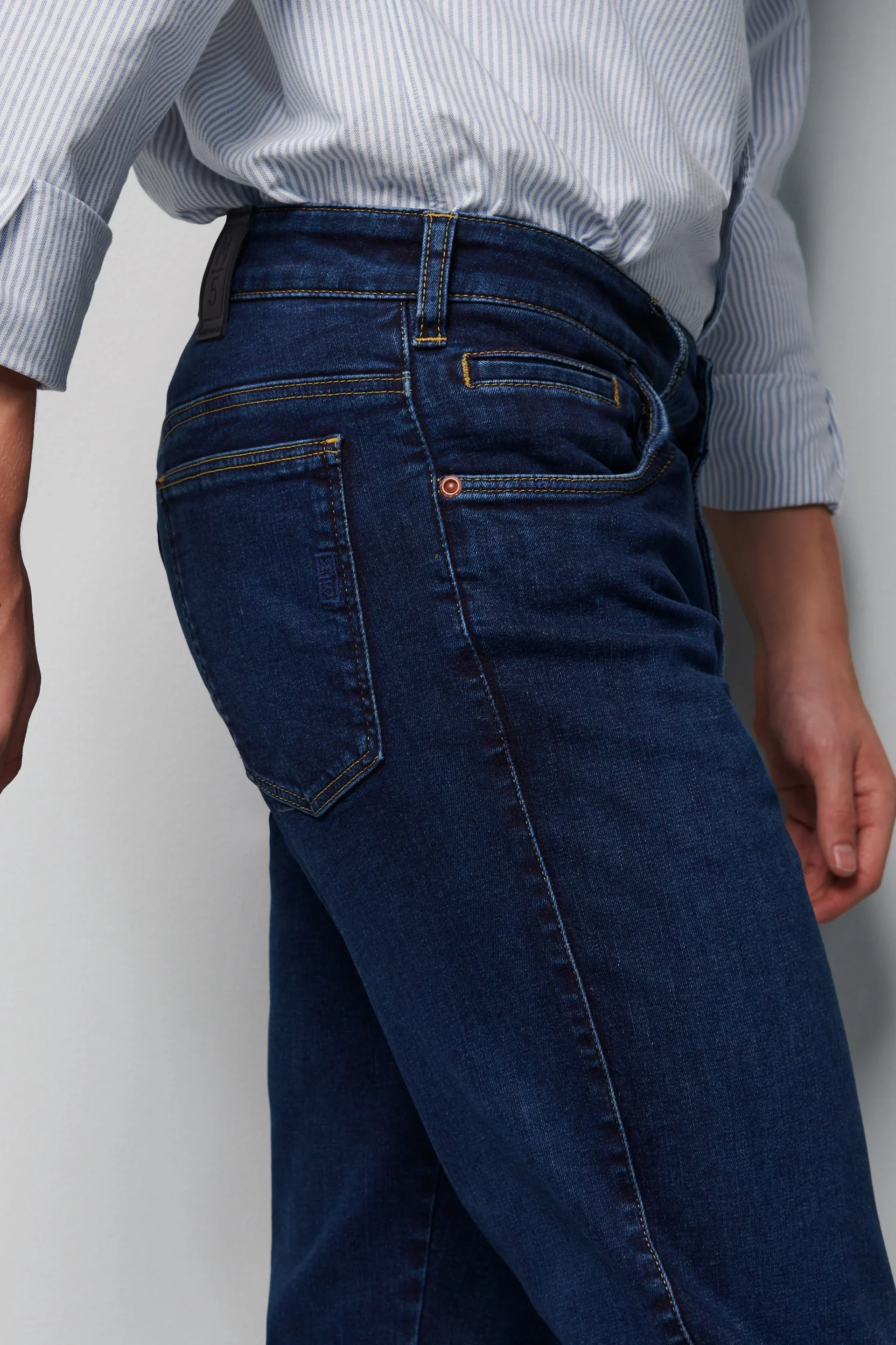 MEYER M5 Jeans – 6256 Regular Fit – Super Stretch Organic Denim – Dark Blue - Image 2