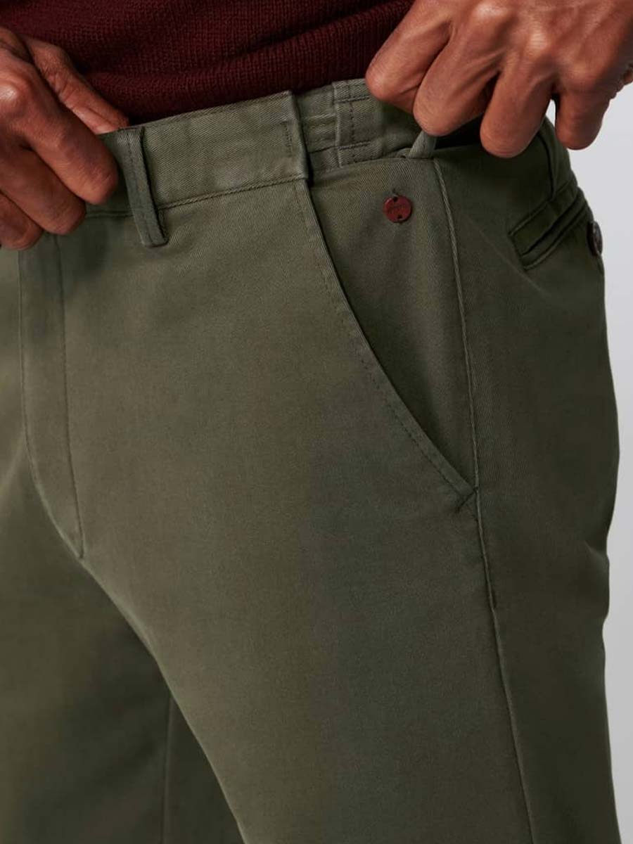 MEYER Oslo Trousers - 316 Luxury Cotton Chinos - Laurel - Image 2