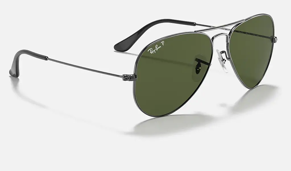 RAY-BAN Aviator Classic Sunglasses - Gunmetal - Crystal Green Polarized Lens - Image 5