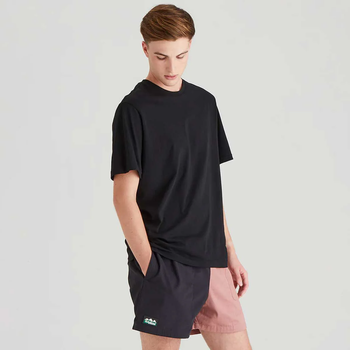 RIDGELINE Hose Down Shorts - Black / Dusky Pink - Image 4