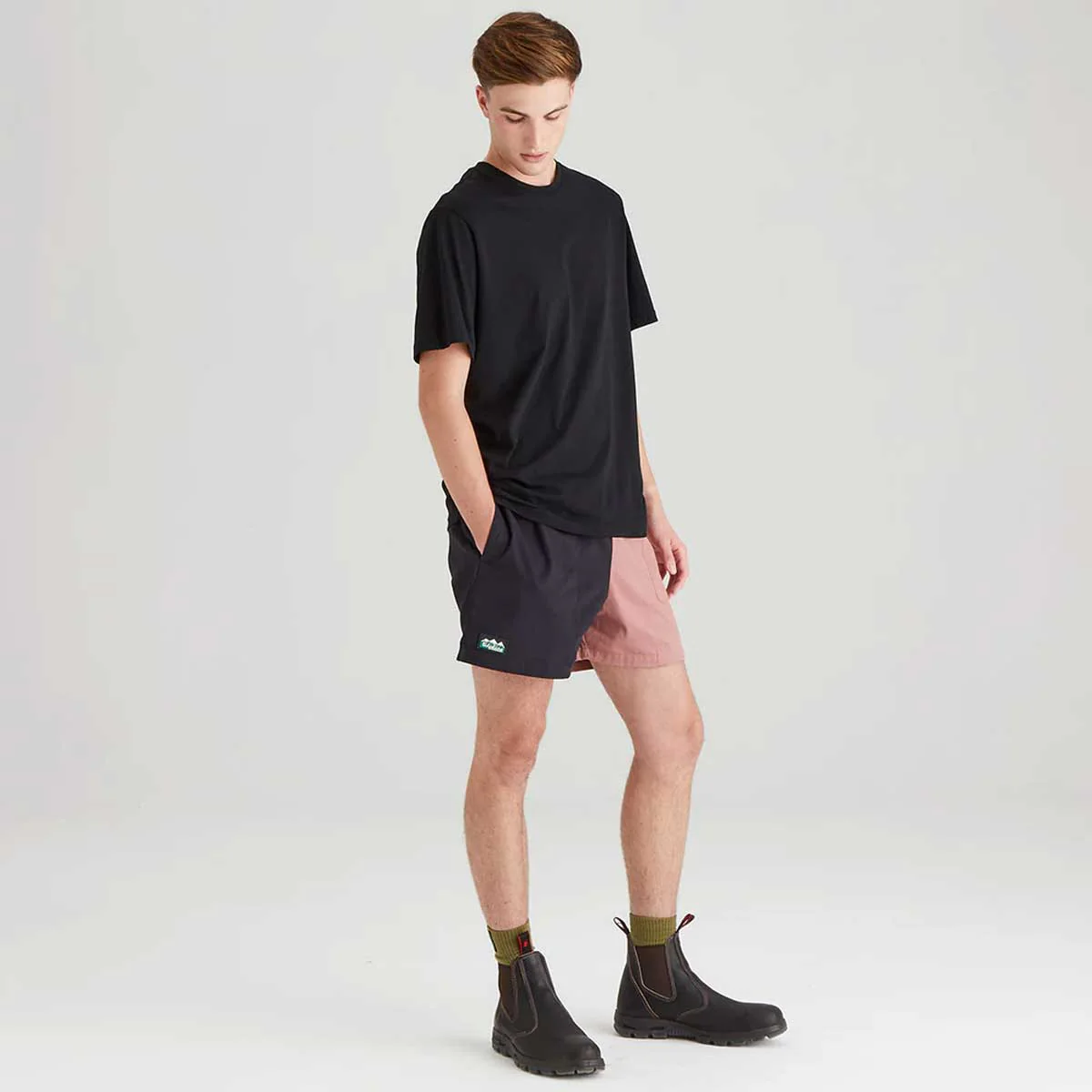 RIDGELINE Hose Down Shorts - Black / Dusky Pink - Image 8
