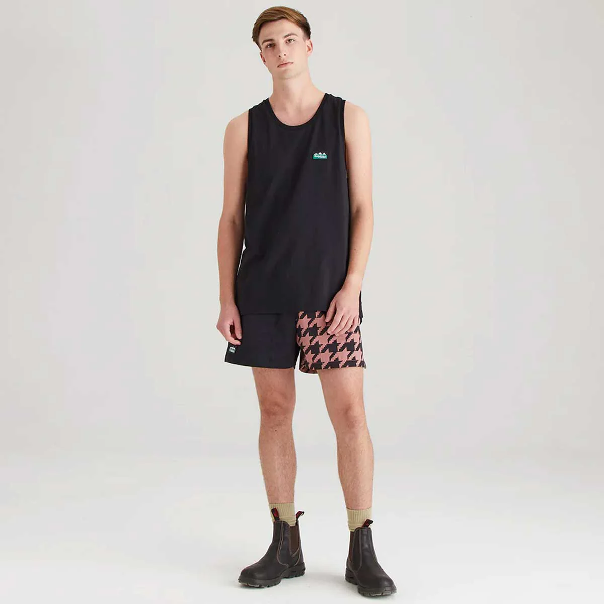 RIDGELINE Signature Singlet Top - Black - Image 4
