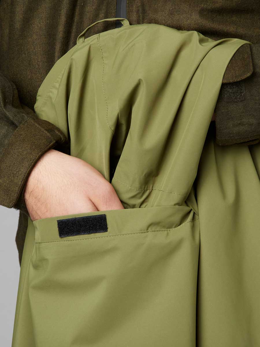 SEELAND Taxus Packable Rain Poncho - Martini Olive - Image 7