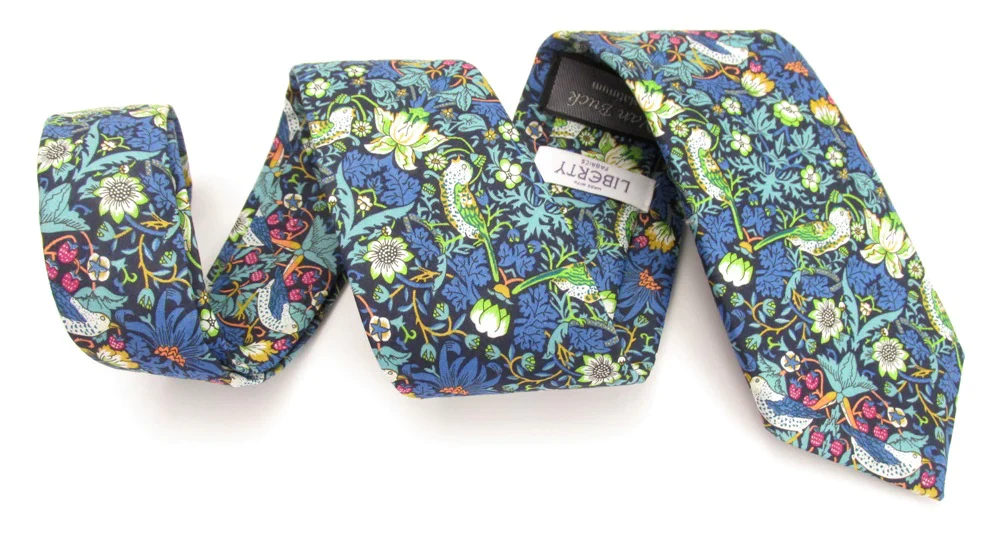 VAN BUCK Liberty Print Cotton Tie & Pocket Square - Strawberry Thief Green - Image 4