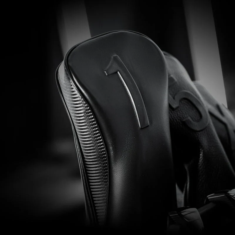 VESSEL Lux Carbon Embossé Driver Headcover – Carbon Black - Image 2