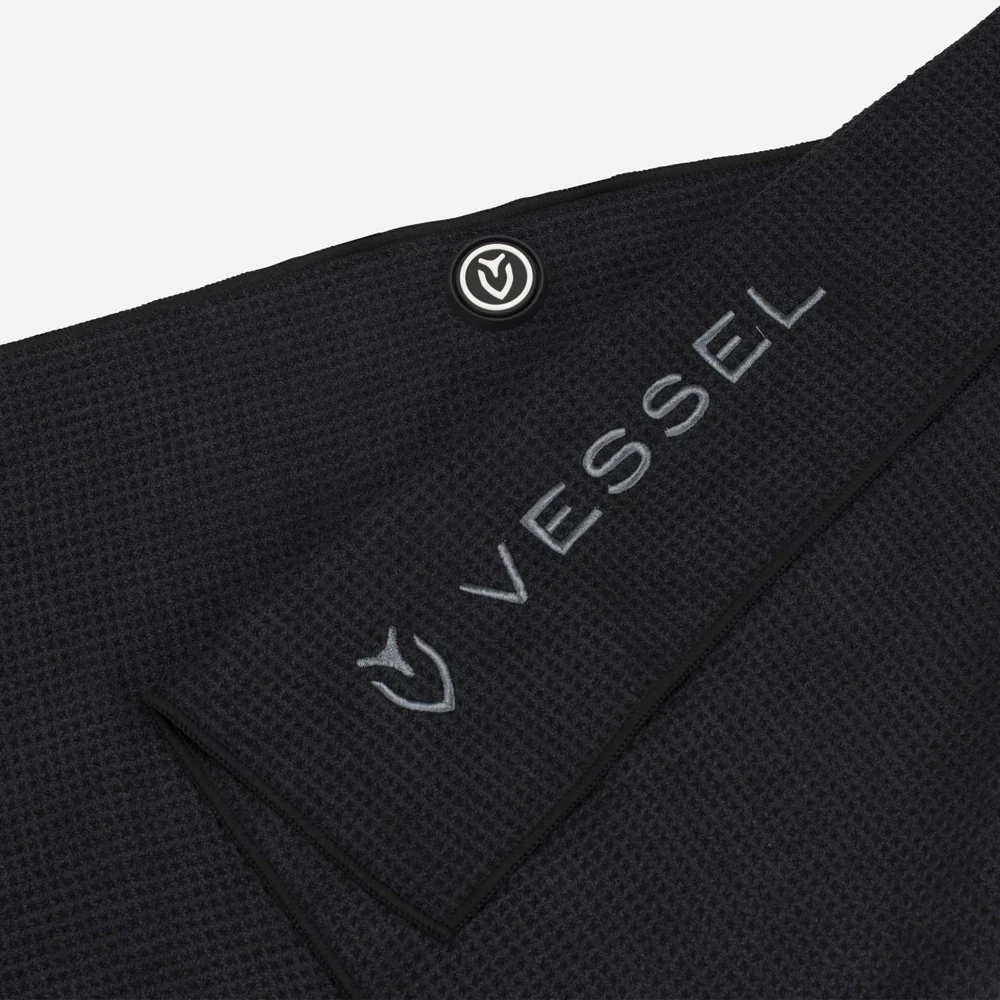 VESSEL Magnetic Golf Towel 20" x 40" - Black - Image 2