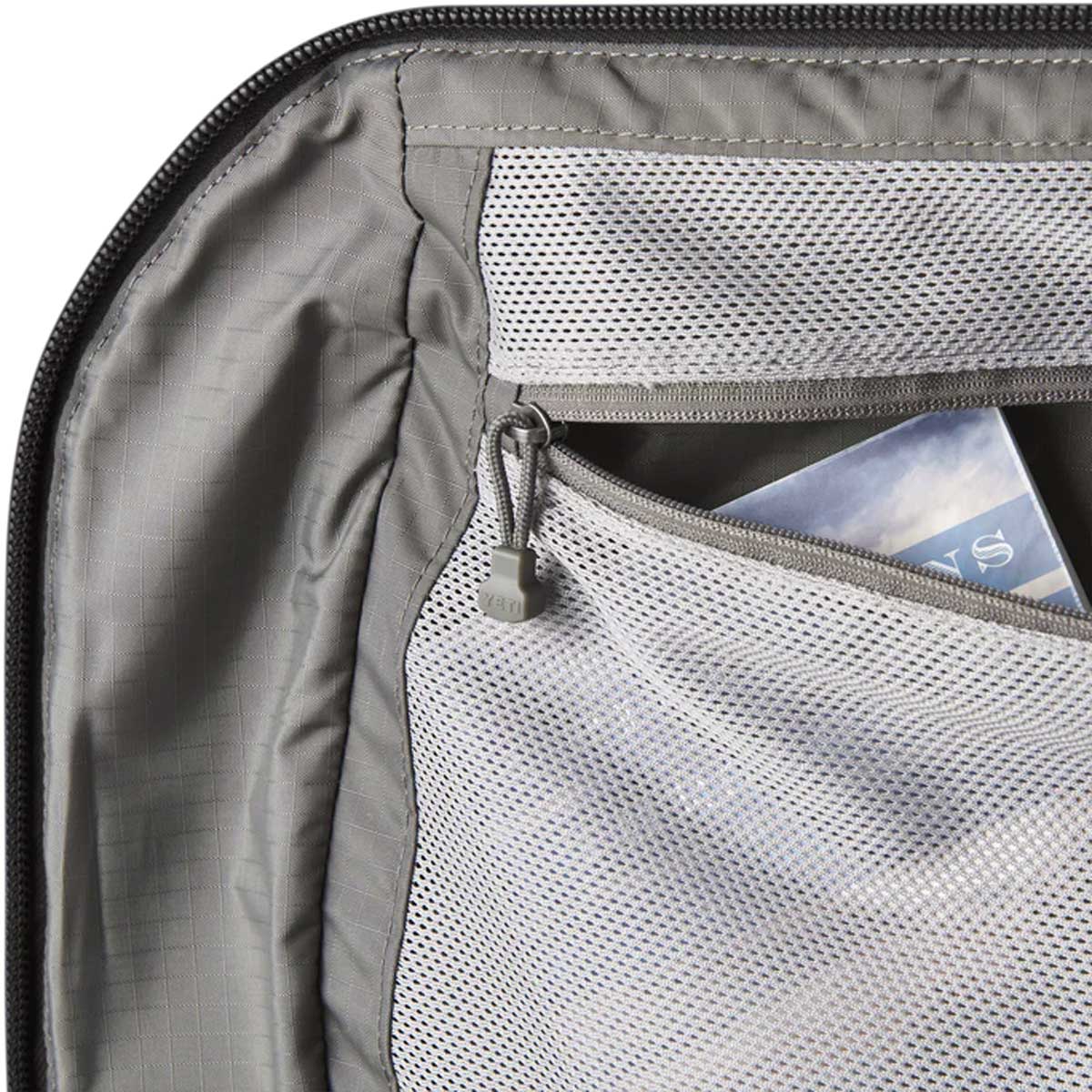YETI Crossroads 40L Travel Duffel Bag - Black - Image 4