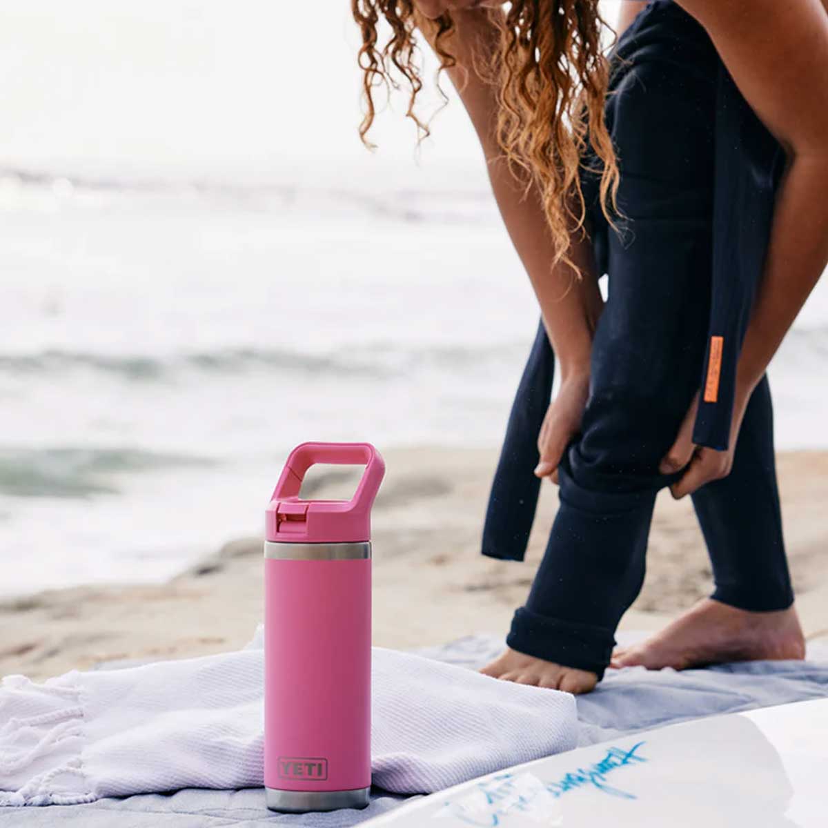 YETI Rambler 18 OZ (532ml) Bottle With Straw Cap - Tropical Pink - Image 2
