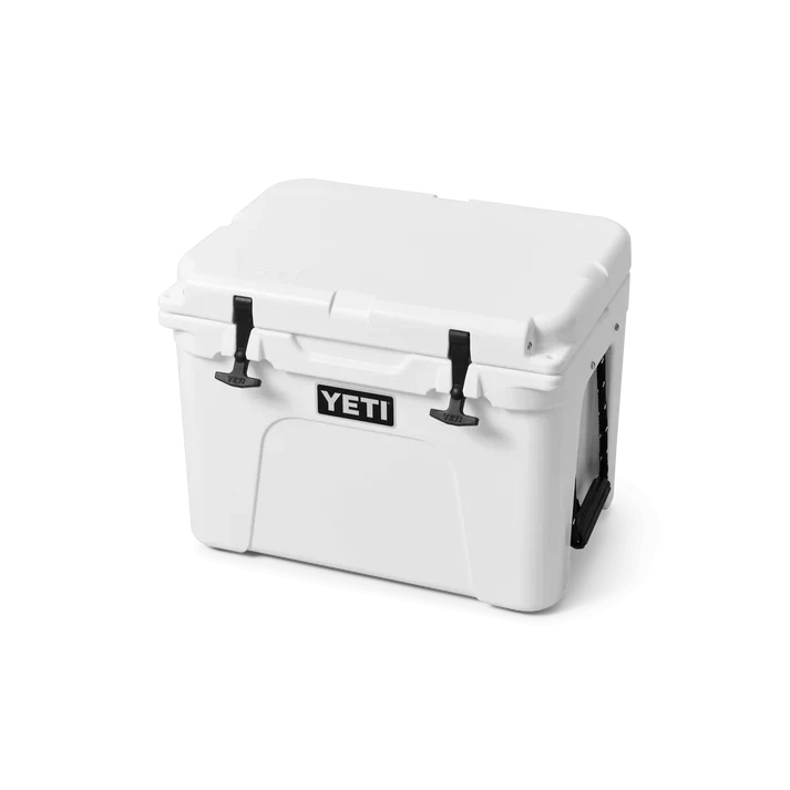 YETI Tundra 35 Heavy Duty Cooler Box - White - Image 3